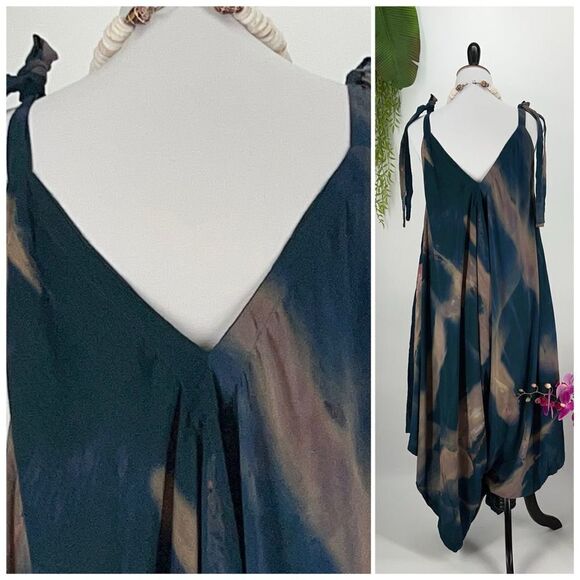 Pōʻalima Romper  Green/Teal/Blue/Gray/Coral V Neck Shoulder TIe Wide Leg Romper - Picture 5 of 15